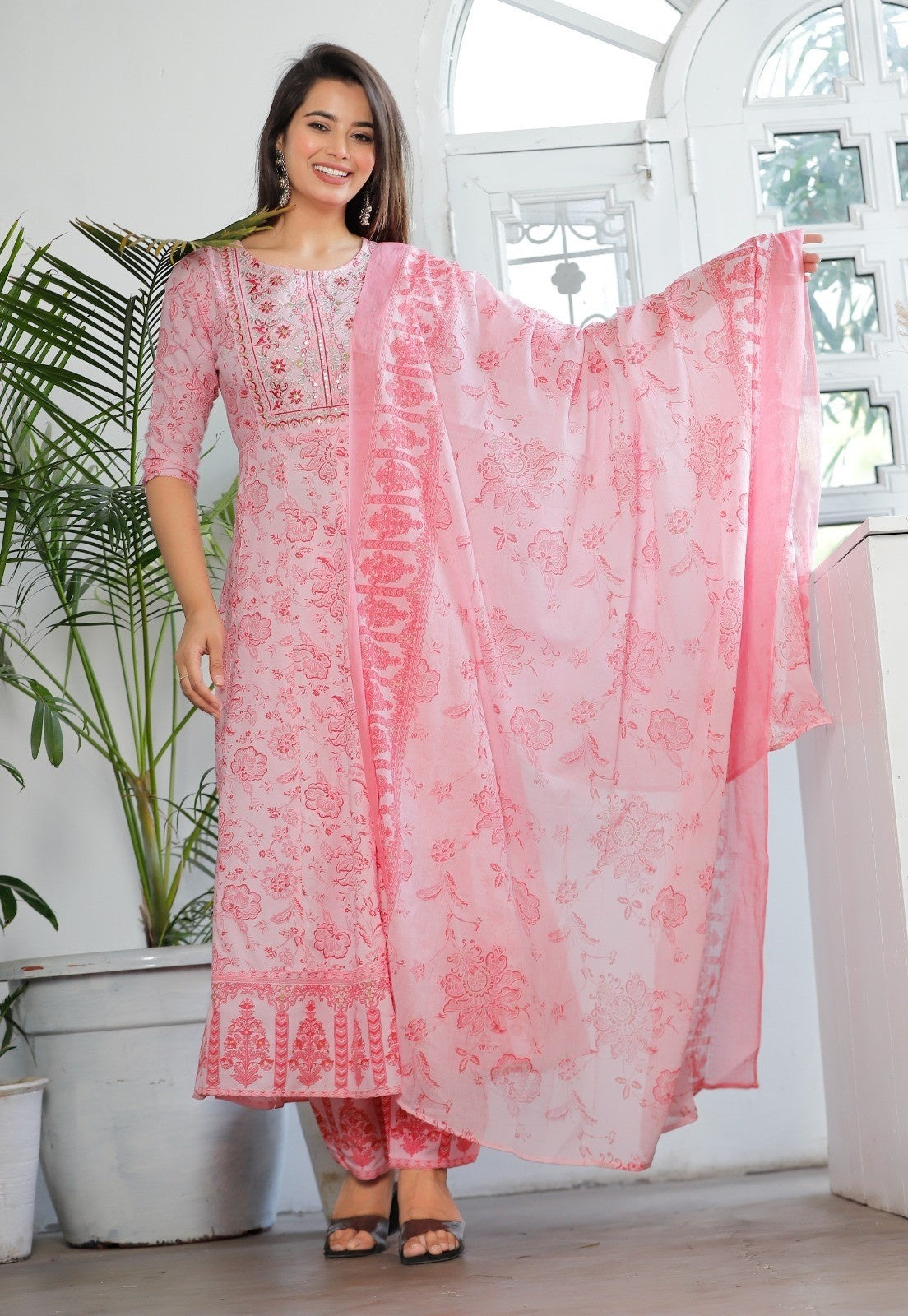 Women Rayon Kurta Pant Dupatta Set Multi Pink