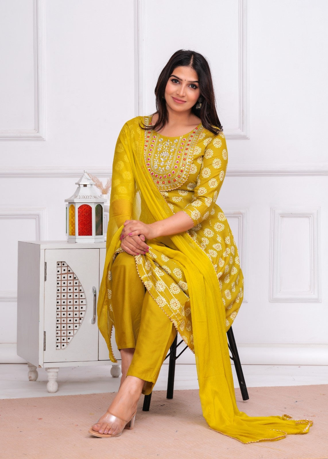 Women Rayon Kurta Pant Dupatta Set Mehndi